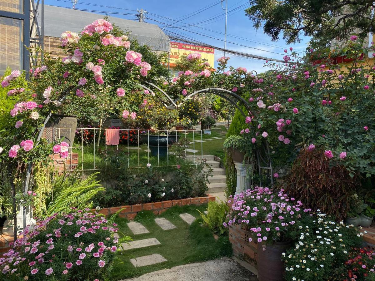 Homestay Khu Vuon Hoang Gia 달랏 외부 사진